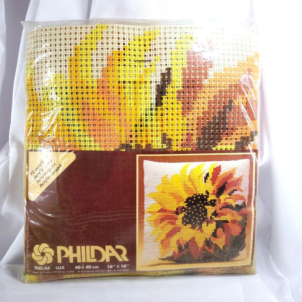 Vintage Phildar Sunflower Needlepoint Cushion Kit With Acrylic Yarn‎ 16" x 16"